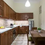 Διαμέρισμα Belle Epoque Ii, Luxury 50m To Main Square